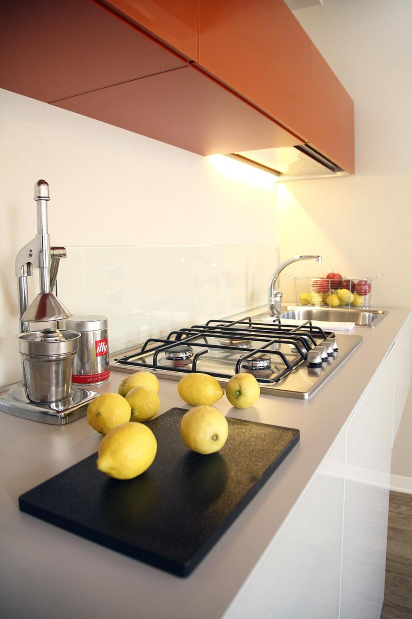 Corte San Luca Apartments Bardolino Bagian luar foto