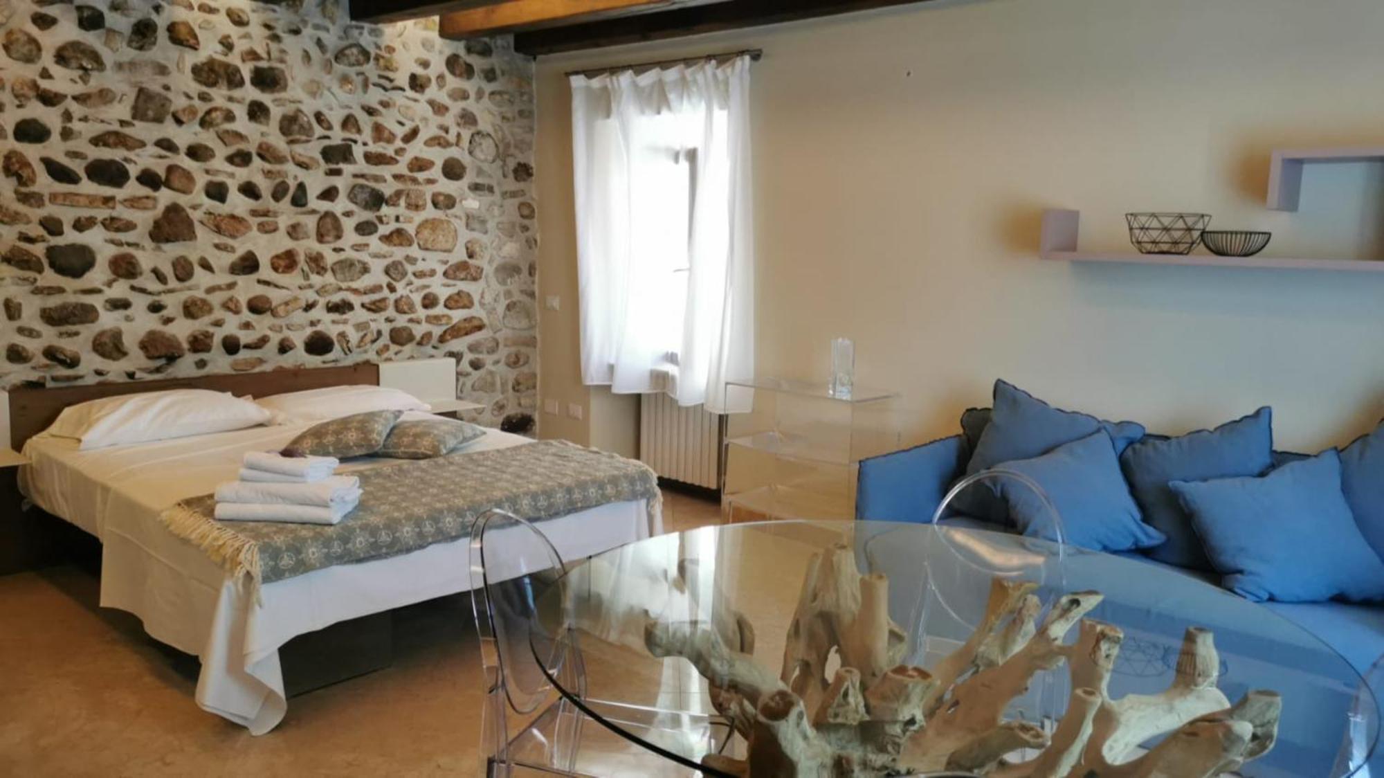 Corte San Luca Apartments Bardolino Bagian luar foto