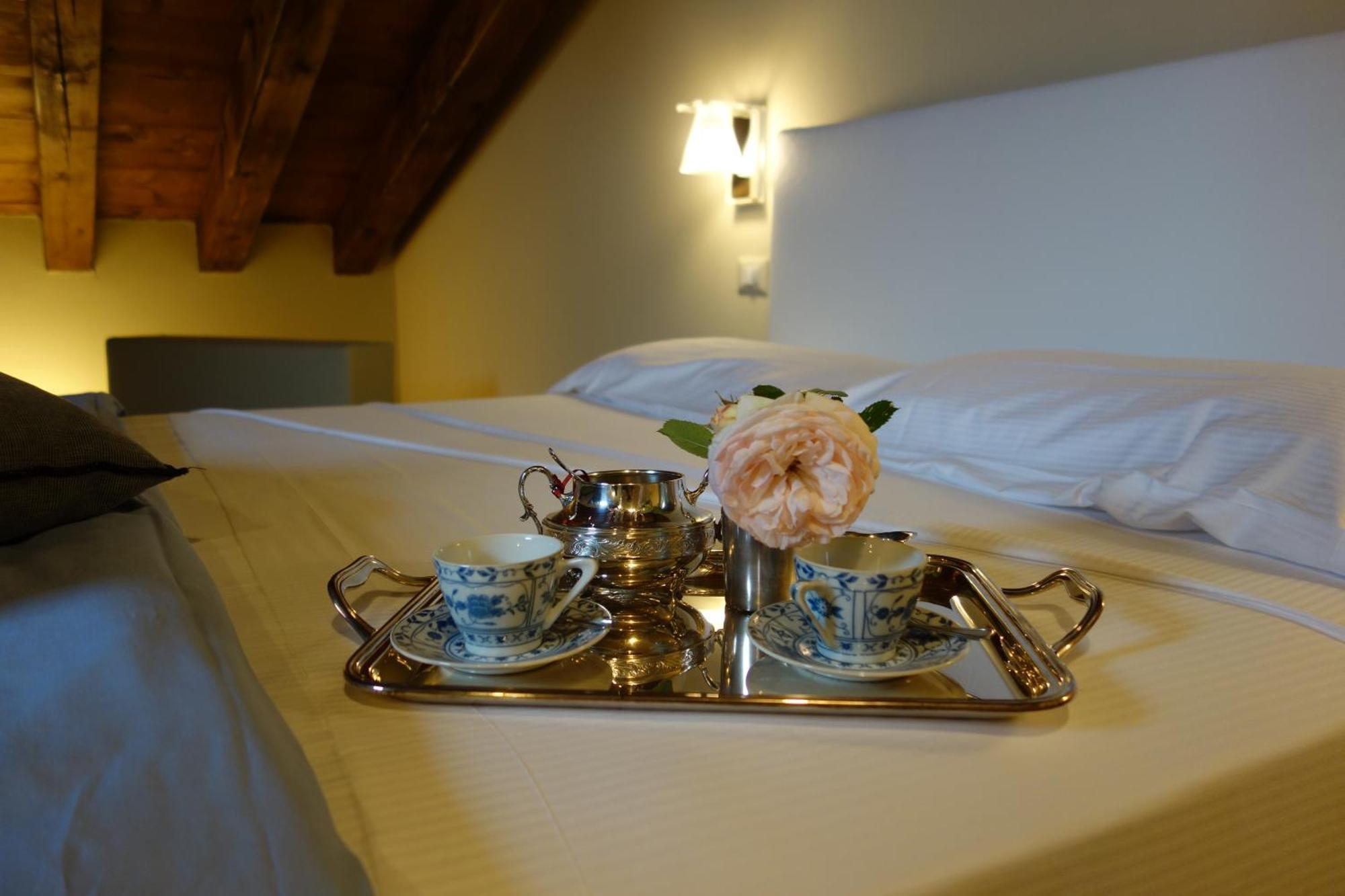 Corte San Luca Apartments Bardolino Ruang foto