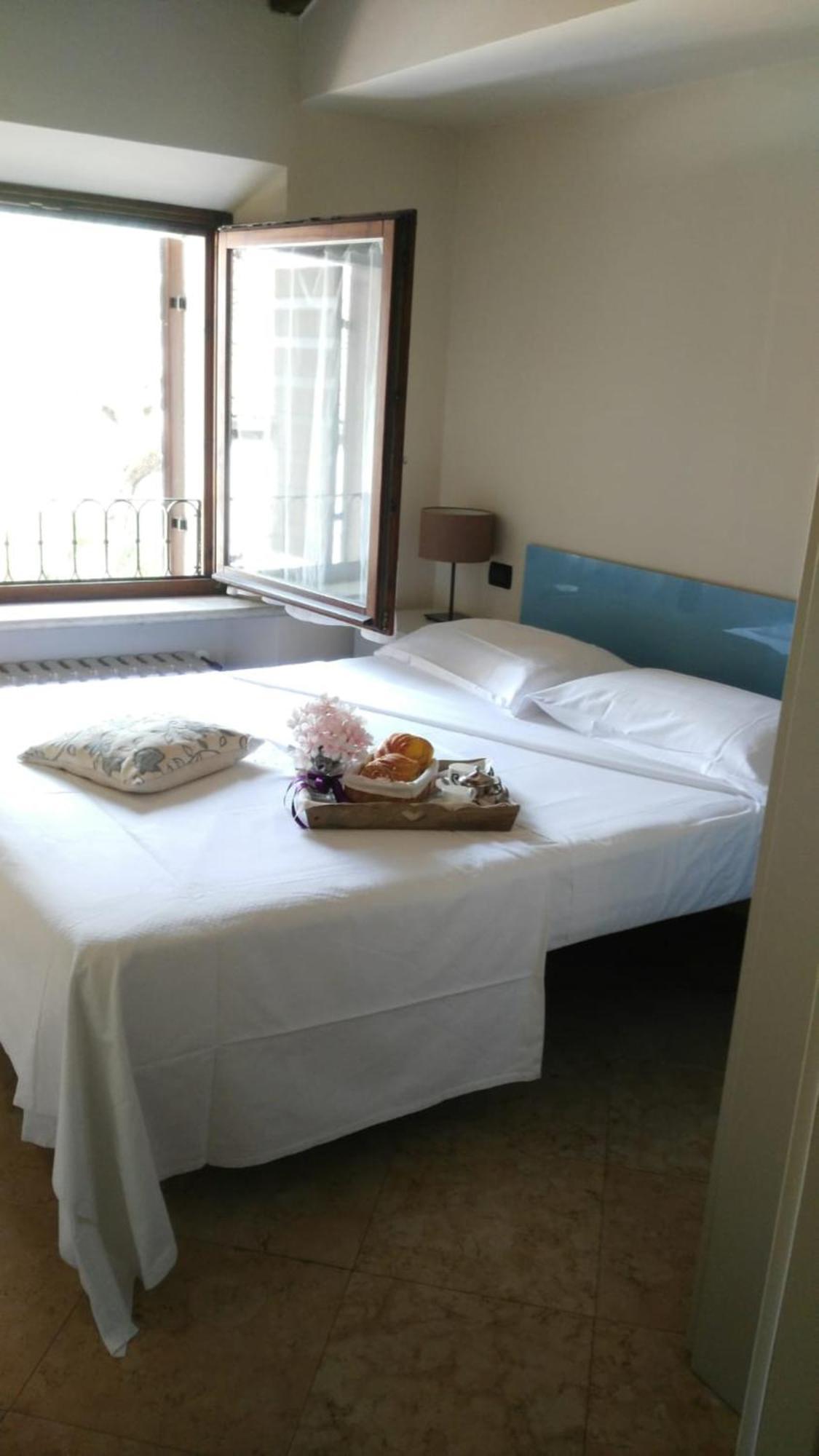 Corte San Luca Apartments Bardolino Ruang foto